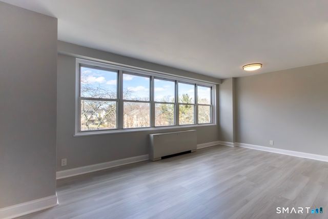 2625 Park Avenue 4F, Bridgeport, CT 06604