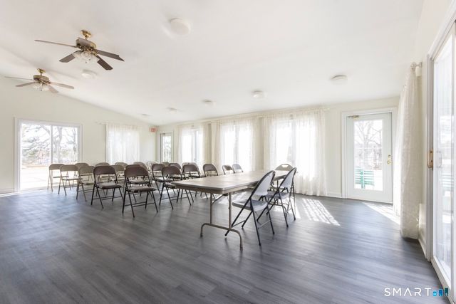 2625 Park Avenue 4F, Bridgeport, CT 06604