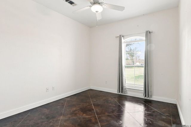 10061 Chanel Dr, Denham Springs, LA 70706