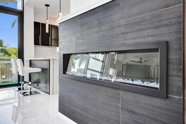 365 SE 6th Avenue 307, Delray Beach, FL 33483