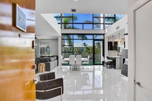 365 SE 6th Avenue 307, Delray Beach, FL 33483