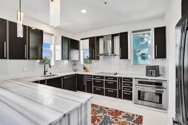 365 SE 6th Avenue 307, Delray Beach, FL 33483