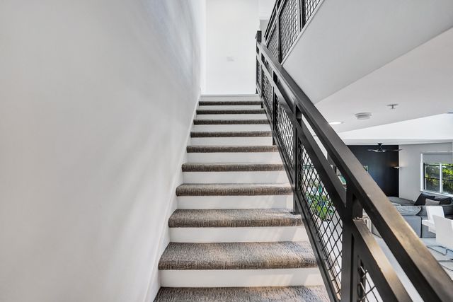 365 SE 6th Avenue 307, Delray Beach, FL 33483