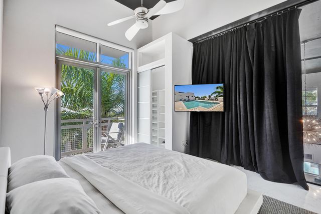 365 SE 6th Avenue 307, Delray Beach, FL 33483