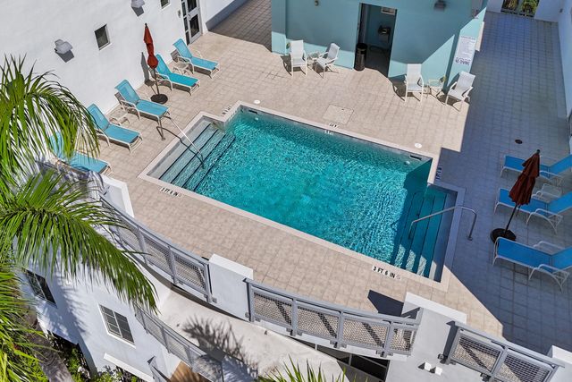 365 SE 6th Avenue 307, Delray Beach, FL 33483