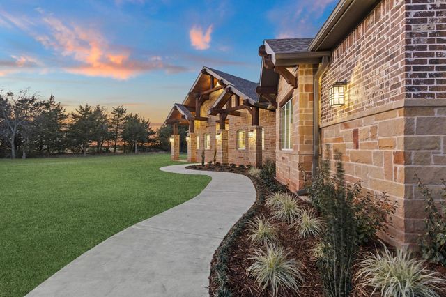 231 Geis Drive, Pottsboro, TX 75076