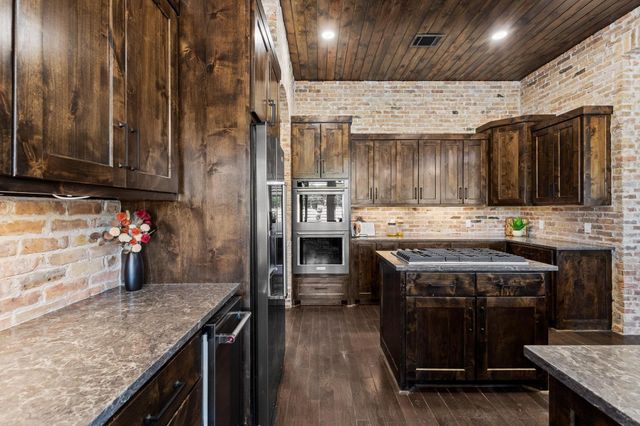 231 Geis Drive, Pottsboro, TX 75076