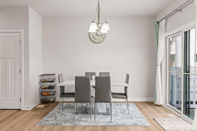 18 Rosemary Way, Mount Laurel, NJ 08054