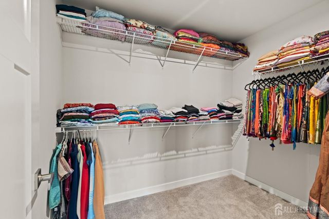 18 Rosemary Way, Mount Laurel, NJ 08054