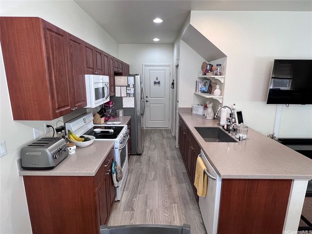91-6221 Kapolei Parkway 235, Ewa Beach, HI 96706