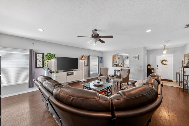 3136 QUEEN ALEXANDRIA DRIVE, Kissimmee, FL 34744