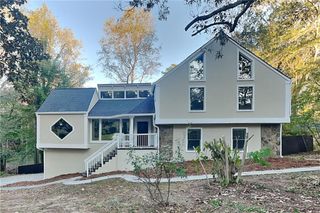 2755 Whitehurst NE Drive, Marietta, GA 30062