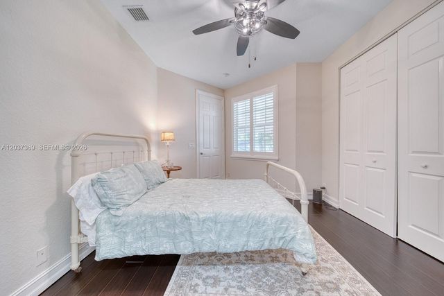 7725 NW 128th Ave, Parkland, FL 33076