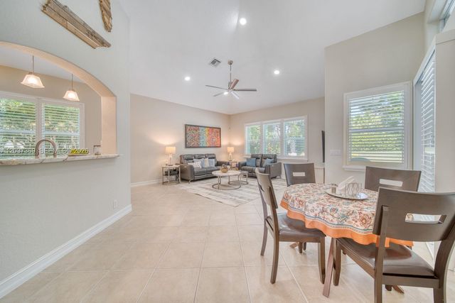 7725 NW 128th Ave, Parkland, FL 33076