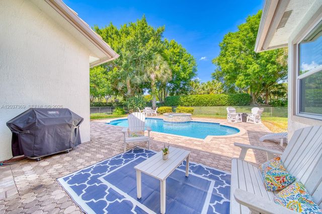 7725 NW 128th Ave, Parkland, FL 33076