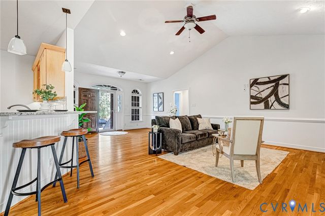 8584 New Ashcake Rd, Mechanicsville, VA 23116