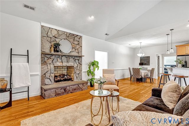 8584 New Ashcake Rd, Mechanicsville, VA 23116