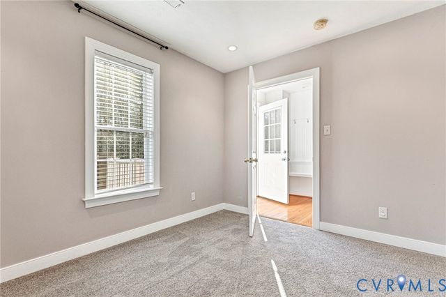 8584 New Ashcake Rd, Mechanicsville, VA 23116