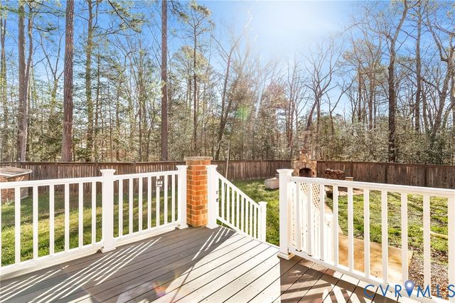 8584 New Ashcake Rd, Mechanicsville, VA 23116
