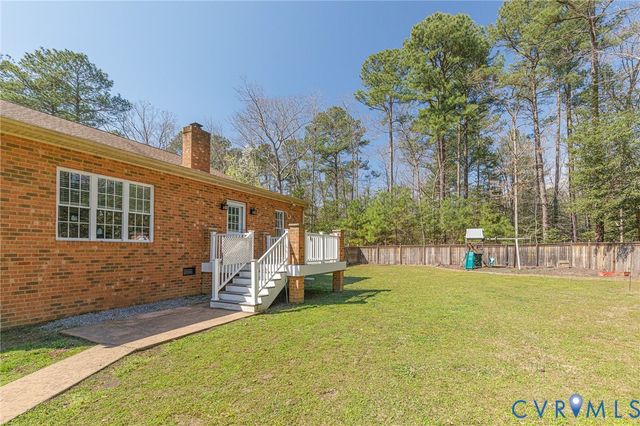 8584 New Ashcake Rd, Mechanicsville, VA 23116