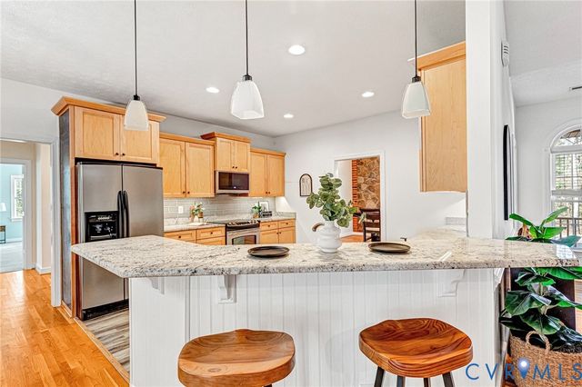 8584 New Ashcake Rd, Mechanicsville, VA 23116