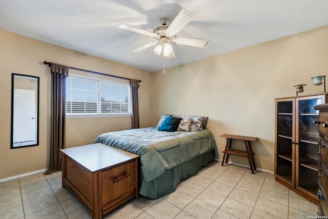 5315 KING GEORGE DR, San Antonio, TX 78229