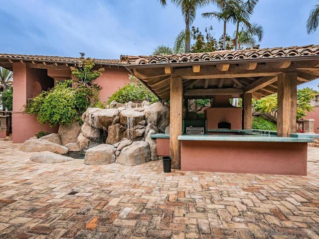 17116 Paseo Hermosa Unit A, Rancho Santa Fe, CA 92067