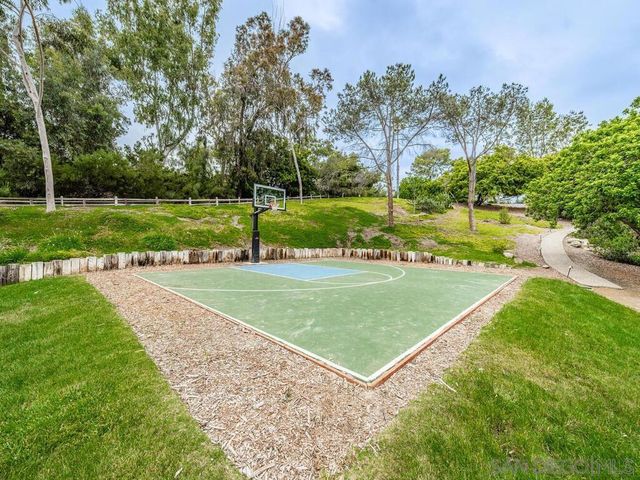 17116 Paseo Hermosa Unit A, Rancho Santa Fe, CA 92067