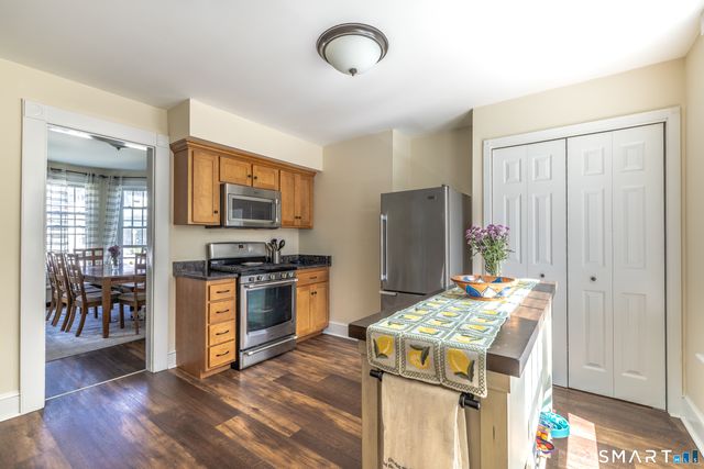 120 Howe Avenue, Shelton, CT 06484