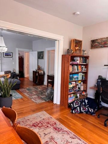 138 Doyle Avenue 2, Providence, RI 02906