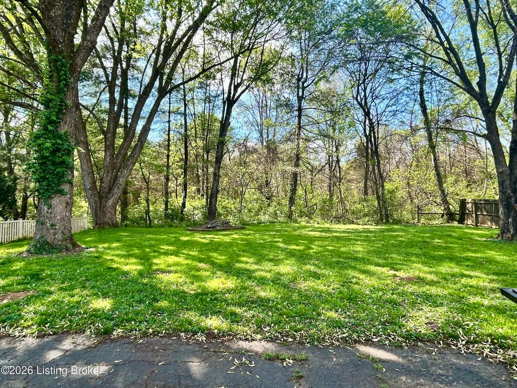 5412 Pearce Way, Crestwood, KY 40014