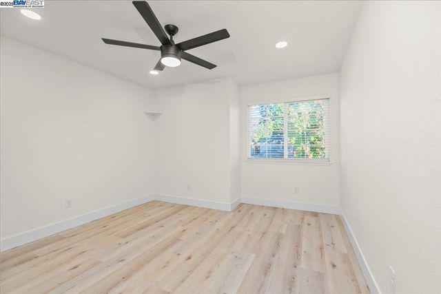 7212 Tiant Way, Elk Grove, CA 95758