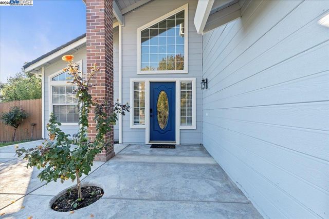 7212 Tiant Way, Elk Grove, CA 95758