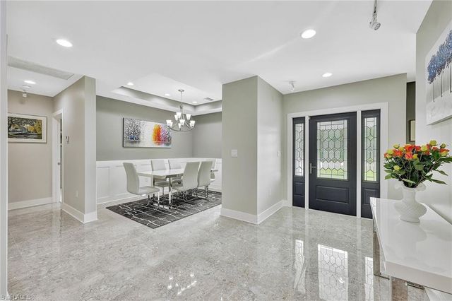 7060 Hendry Creek DR, Fort Myers, FL 33908