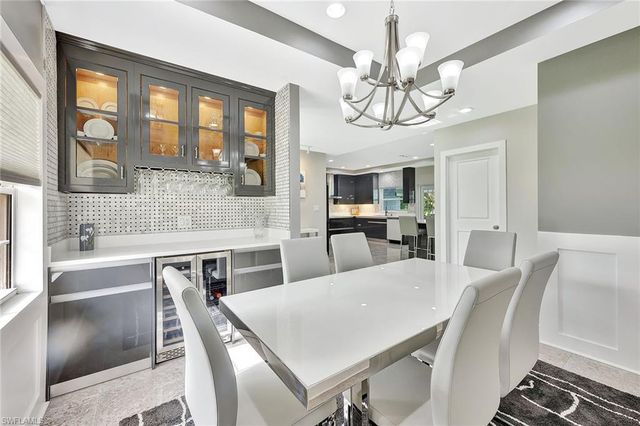 7060 Hendry Creek DR, Fort Myers, FL 33908