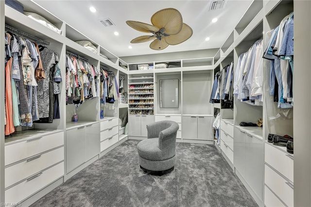 7060 Hendry Creek DR, Fort Myers, FL 33908