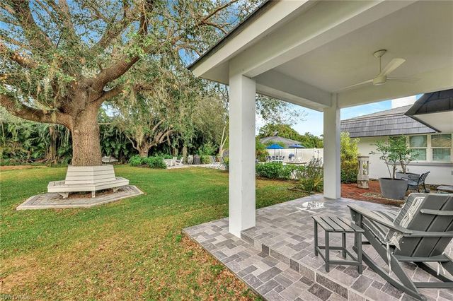 7060 Hendry Creek DR, Fort Myers, FL 33908