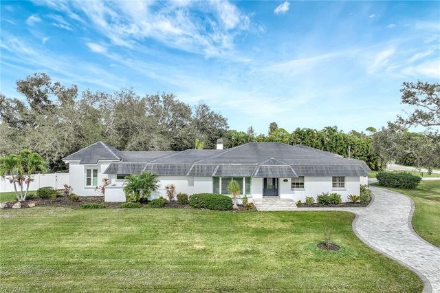 7060 Hendry Creek DR, Fort Myers, FL 33908