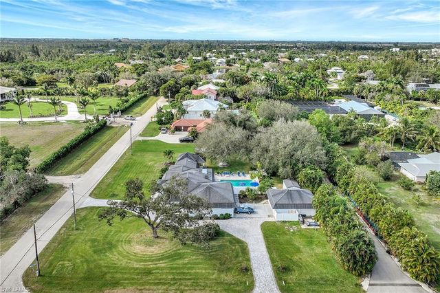 7060 Hendry Creek DR, Fort Myers, FL 33908