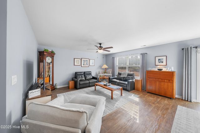 776 Buckeye Road NE, Leland, NC 28451