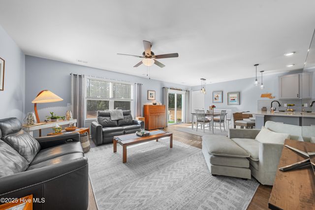 776 Buckeye Road NE, Leland, NC 28451