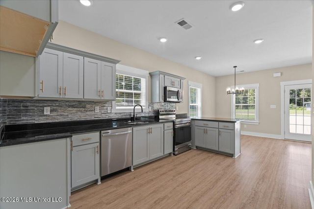 43 Mockingbird Road, Byhalia, MS 38611
