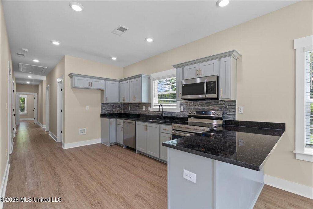 43 Mockingbird Road, Byhalia, MS 38611 — photo 5