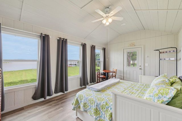 145 Oak Point DR, Tow, TX 78672