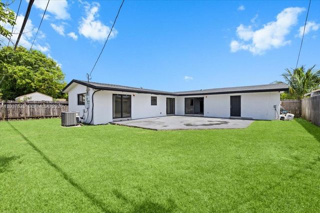 7500 Venetian Street, Miramar, FL 33023