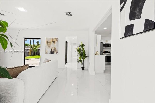 7500 Venetian Street, Miramar, FL 33023