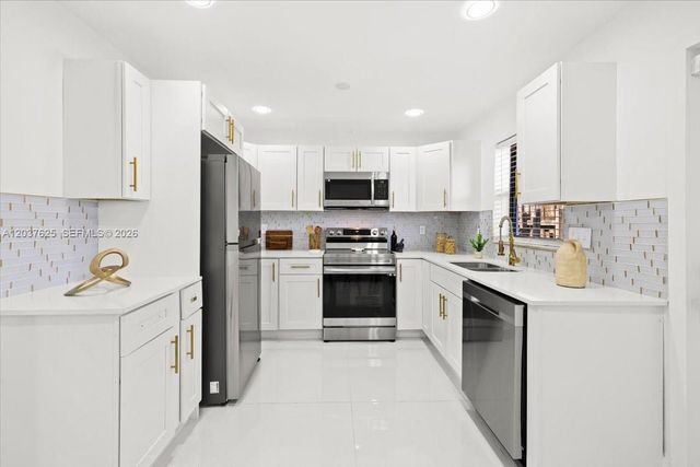 7500 Venetian Street, Miramar, FL 33023