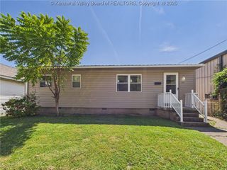 103 Dunbar Avenue, Dunbar, WV 25064