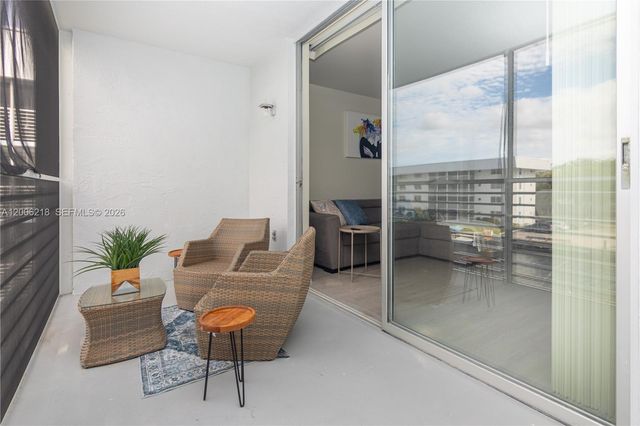 3600 NE 170th Street 308, North Miami Beach, FL 33160