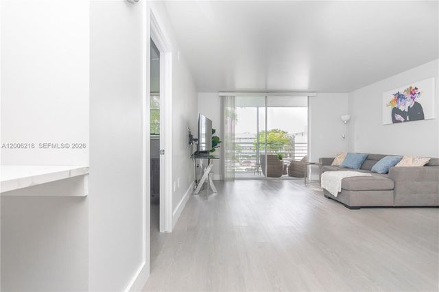 3600 NE 170th Street 308, North Miami Beach, FL 33160